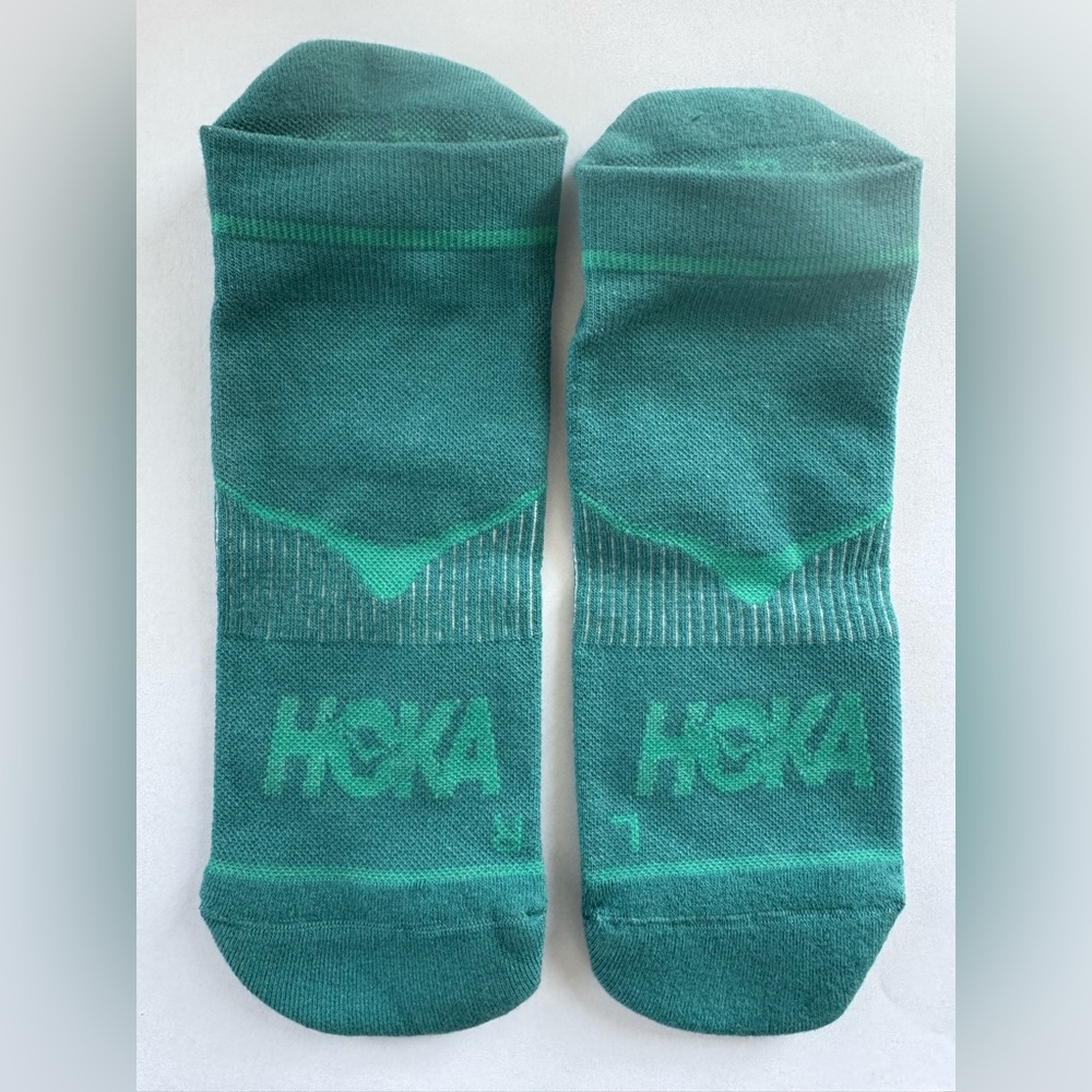 HOKA No-Show Run Socks All Gender Unisex Womens Mens Active Athletic Medium NEW